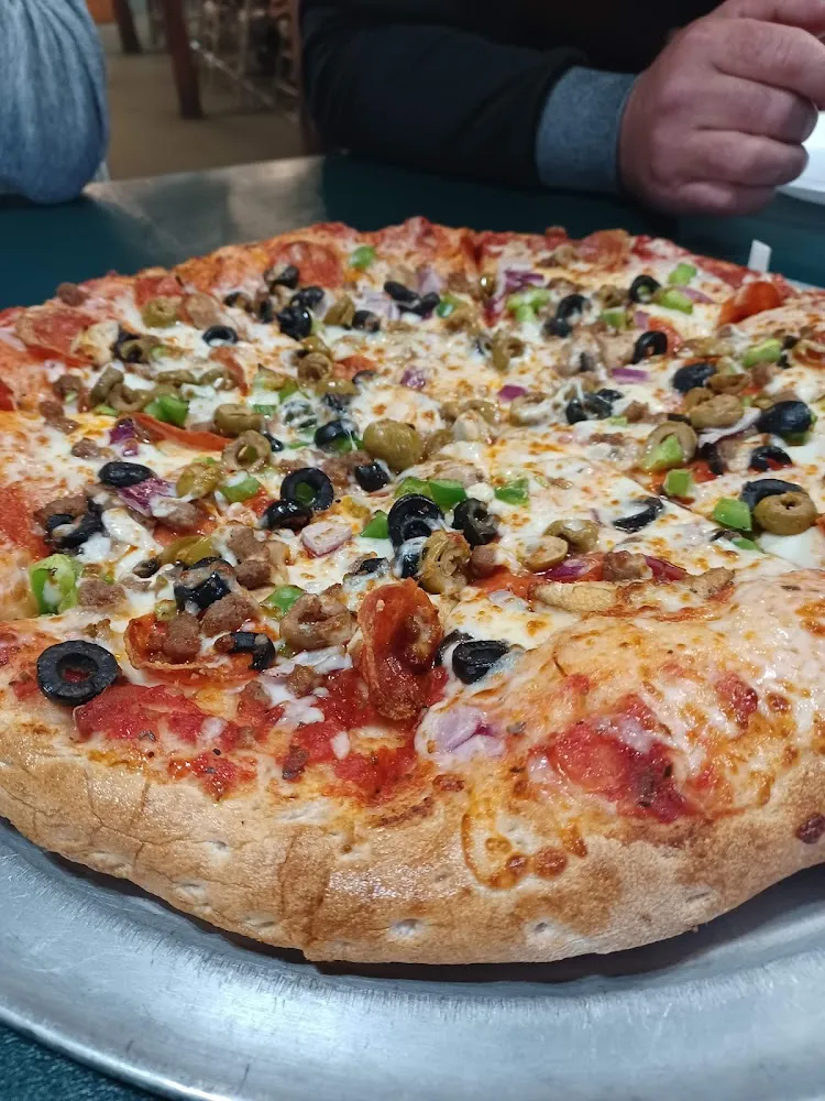 18 in Supreme Pizza